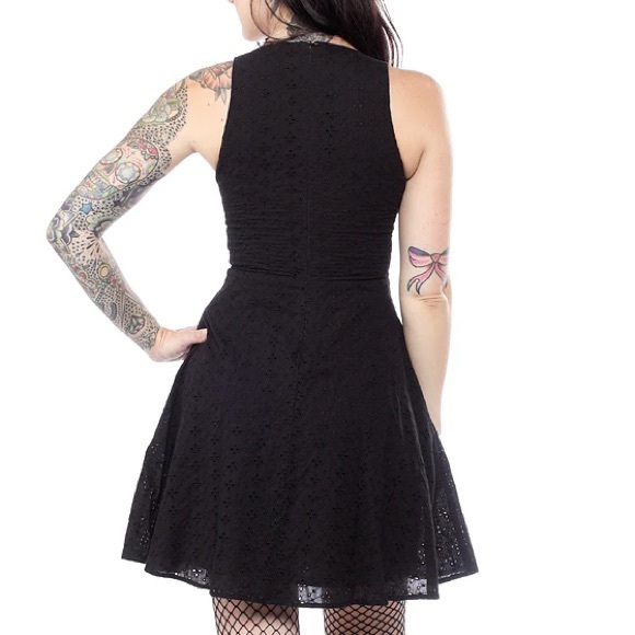 Sourpuss Magnolia Dress - Picture 2 of 9